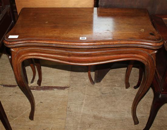 Serpentine front rosewood card table